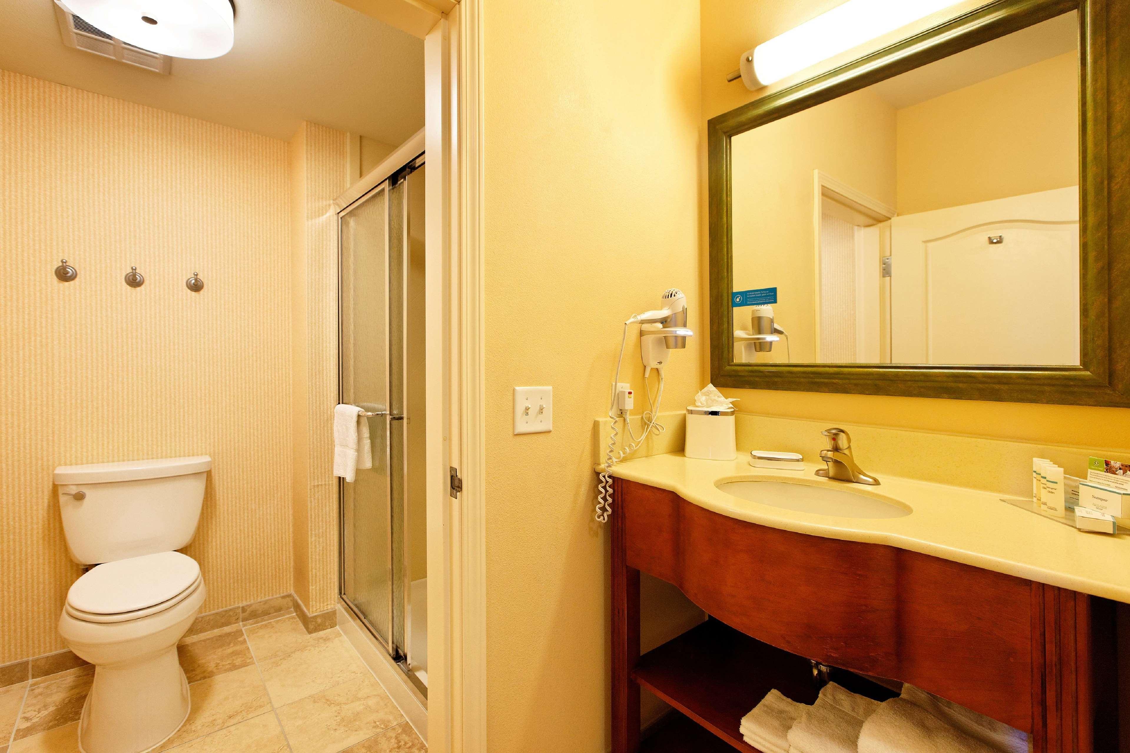 Hampton Inn By Hilton Montrose Buitenkant foto