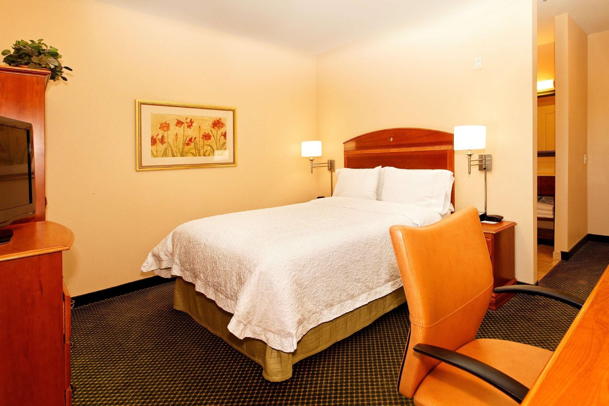 Hampton Inn By Hilton Montrose Buitenkant foto