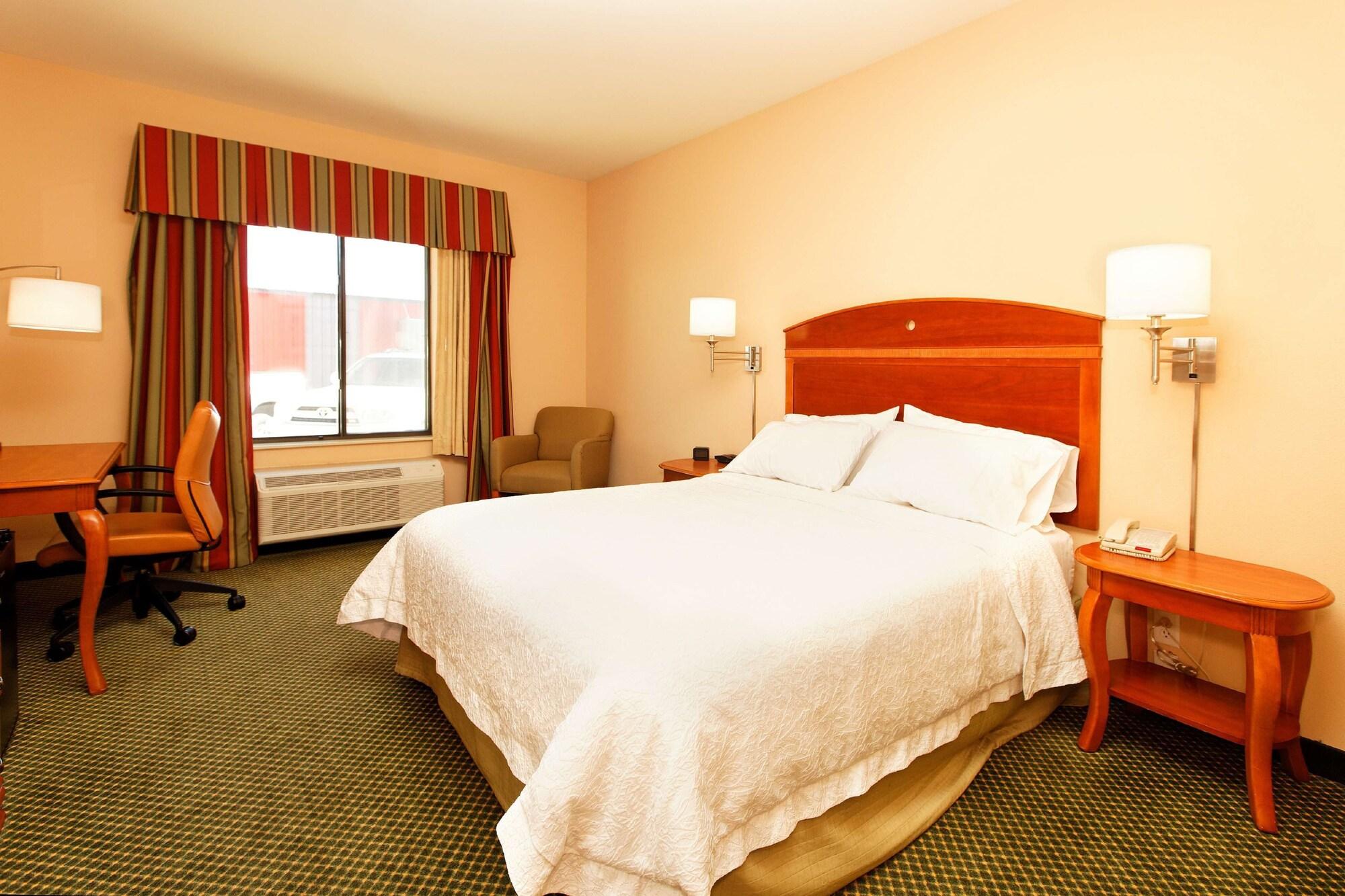 Hampton Inn By Hilton Montrose Buitenkant foto