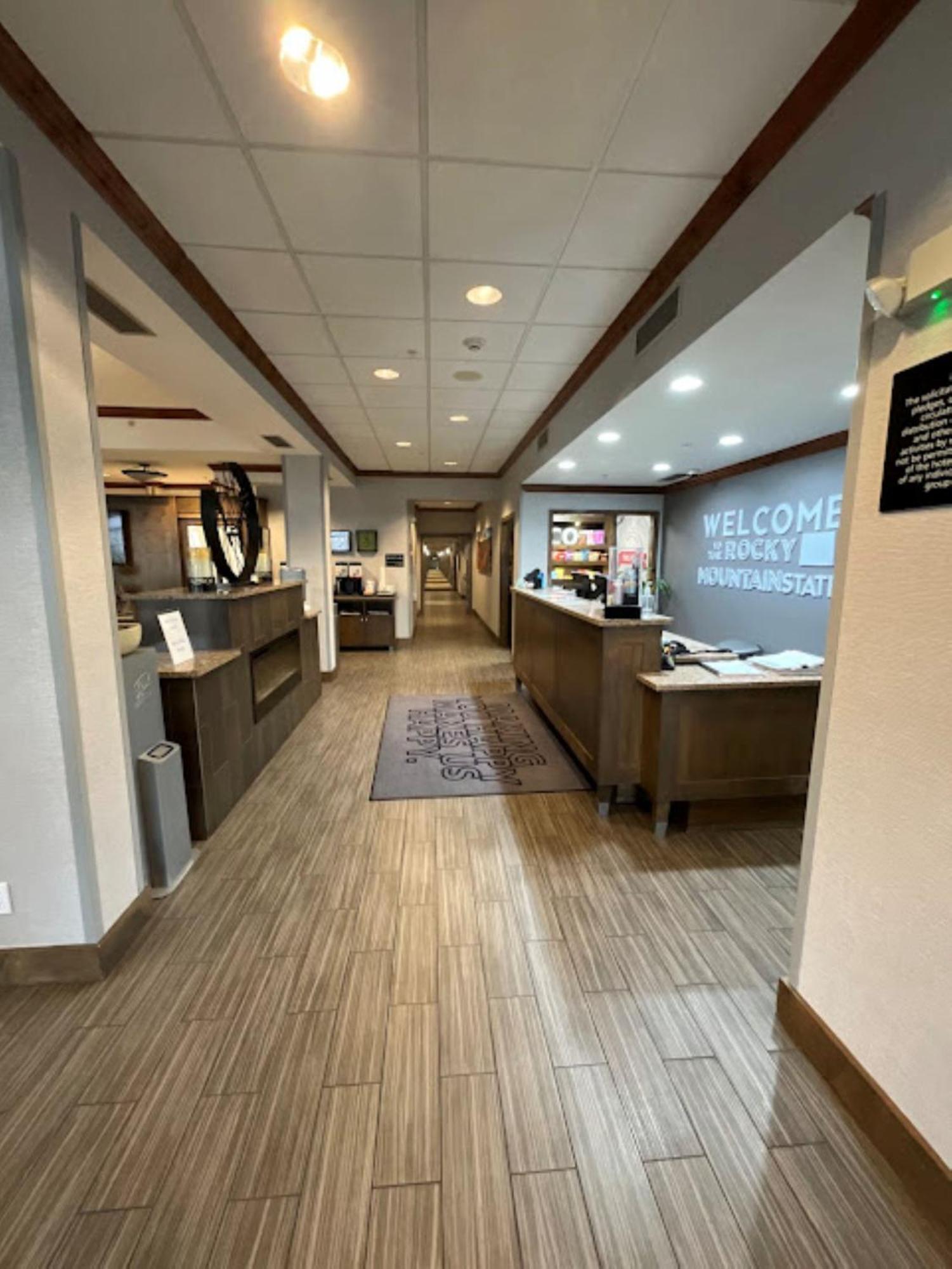 Hampton Inn By Hilton Montrose Buitenkant foto