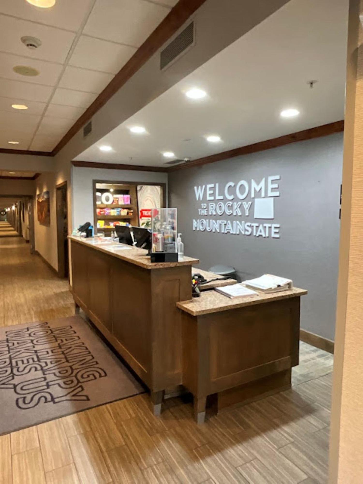 Hampton Inn By Hilton Montrose Buitenkant foto