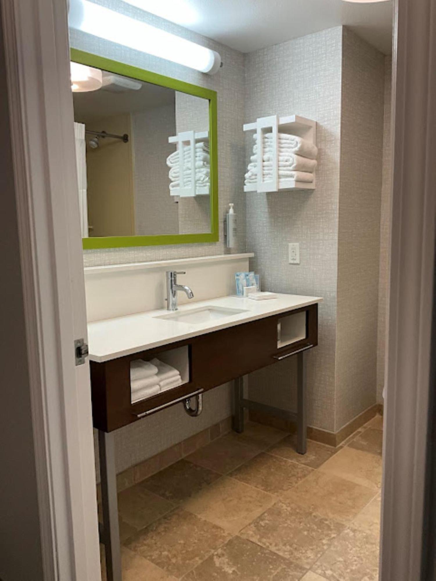 Hampton Inn By Hilton Montrose Buitenkant foto