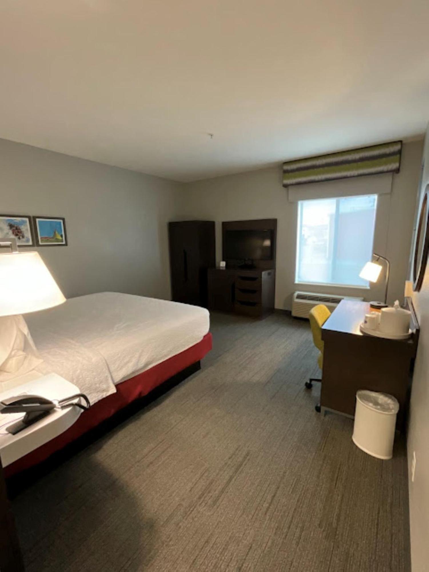 Hampton Inn By Hilton Montrose Buitenkant foto